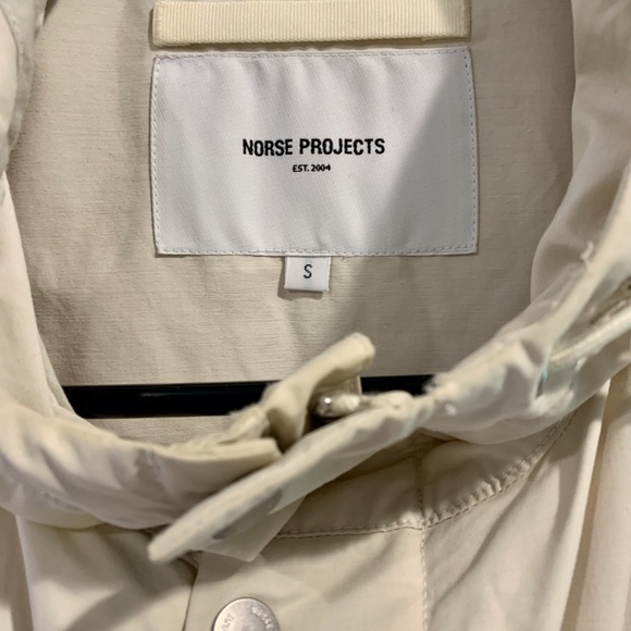 Norse Projects light rain jacket (Ivory) - Size SM - Picture 4 of 4